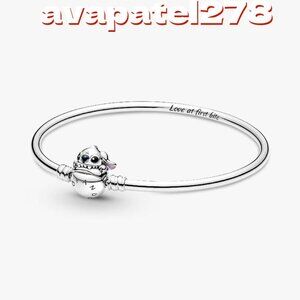 Pandora Moments Disney Stitch Biting Clasp Bangle